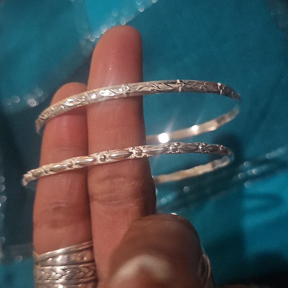 Elegant Sterling Silver Bangles Bracelets Set Of Two, Ladies Size 8 - Picture 12 of 12